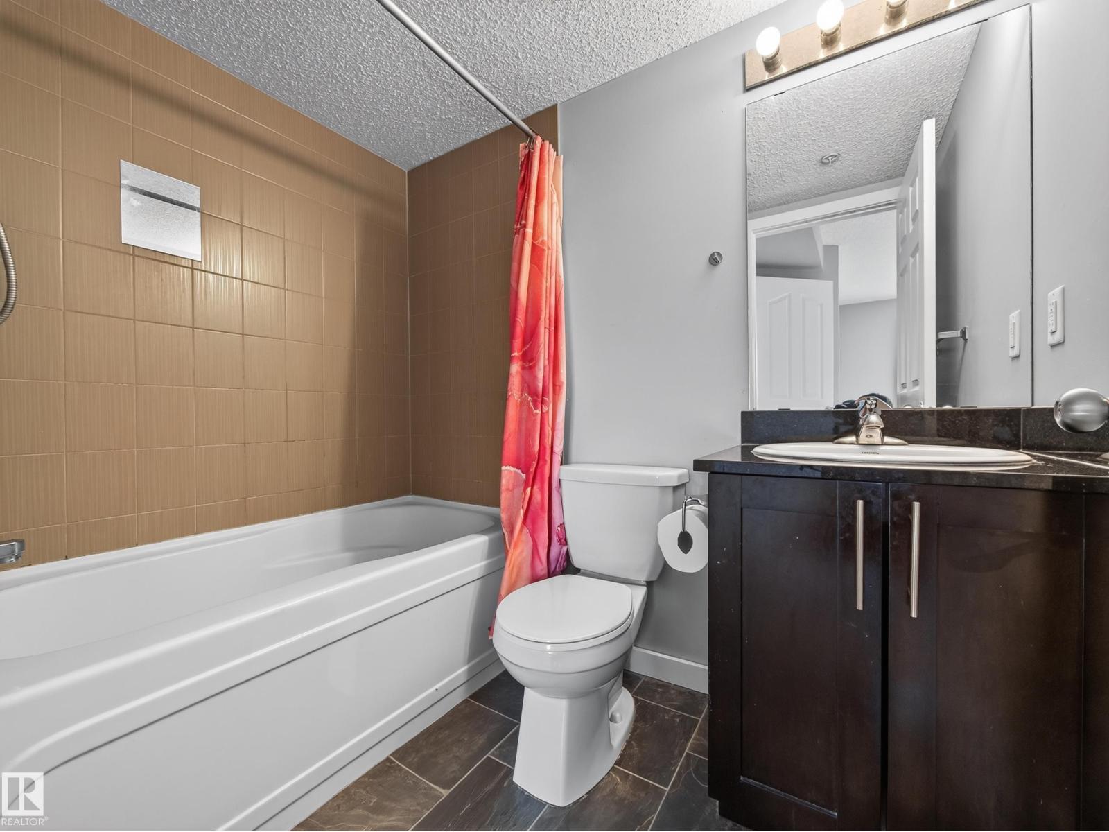 #217 12045 22 AV SW - 40