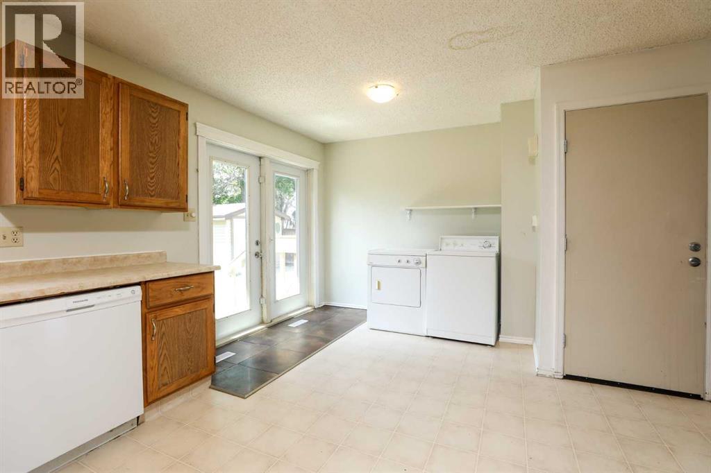 41 Rutgers Crescent W - 7