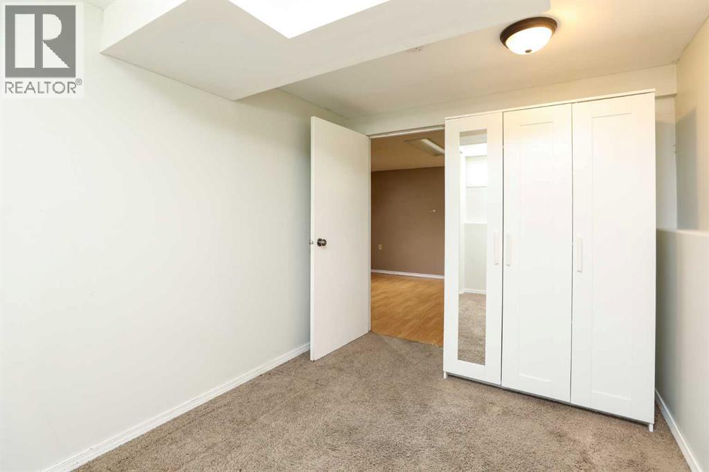 41 Rutgers Crescent W - 28