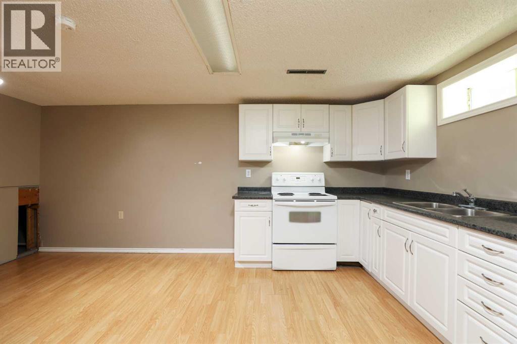 41 Rutgers Crescent W - 25