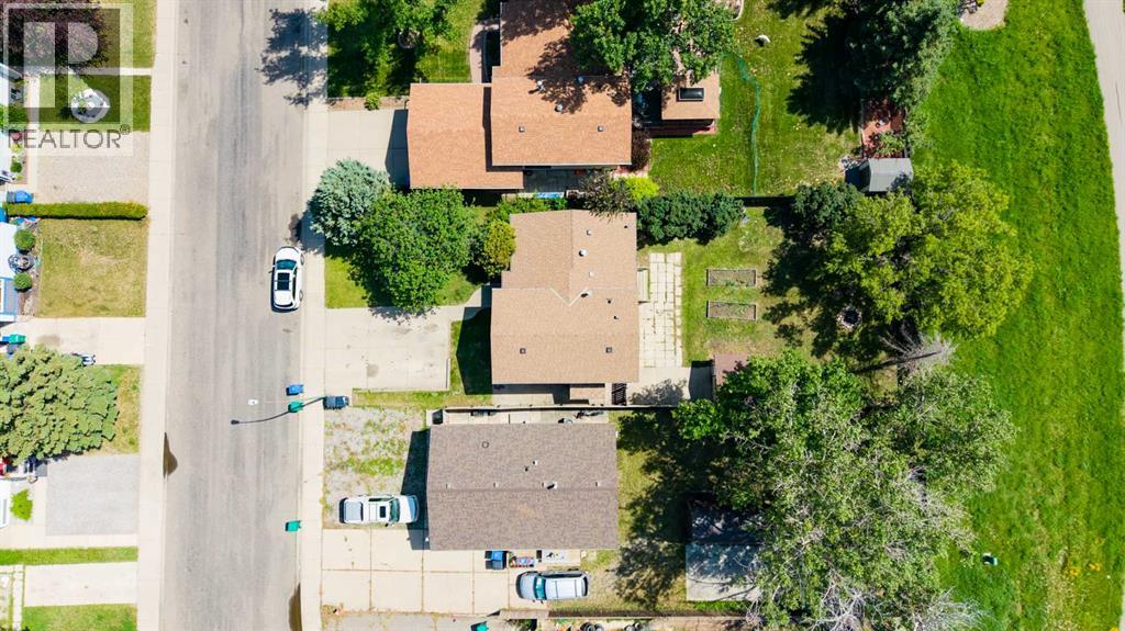 41 Rutgers Crescent W - 2