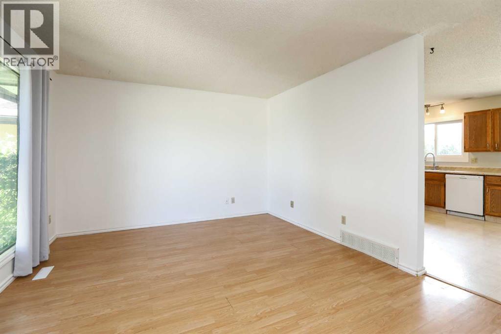 41 Rutgers Crescent W - 5