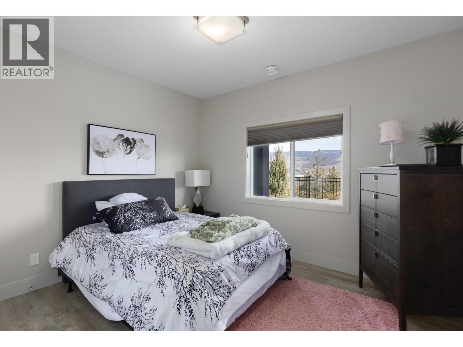 567 Acadia Street - 35