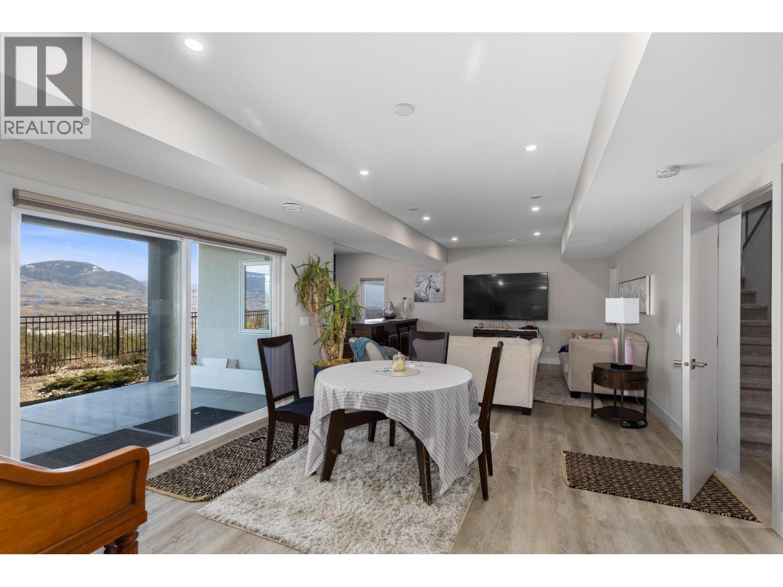 567 Acadia Street - 30