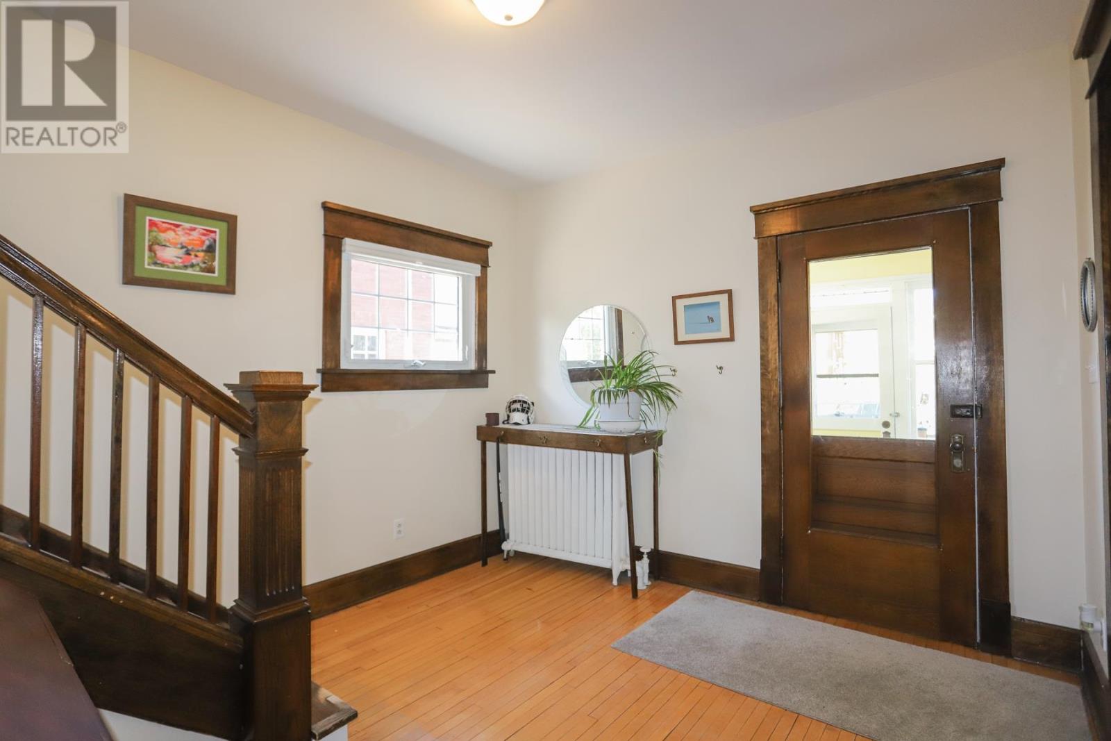 144 Leo AVE - 22