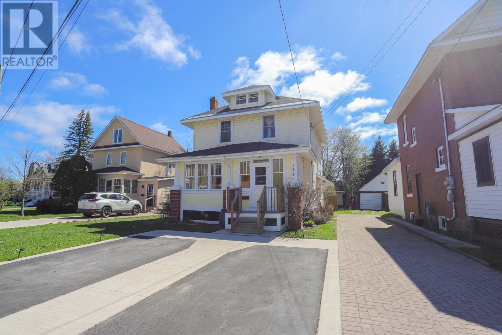 144 Leo AVE - 2