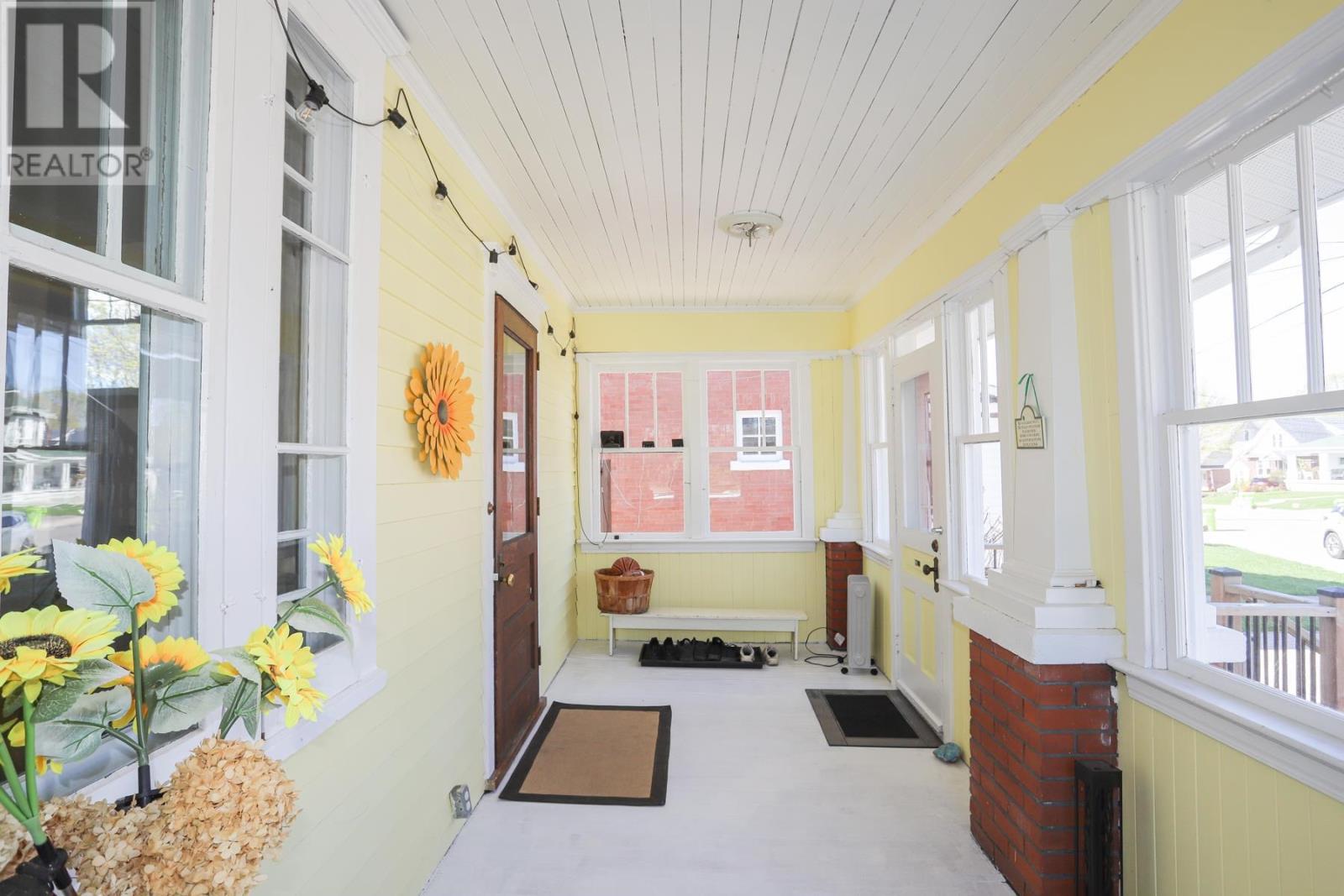 144 Leo AVE - 5