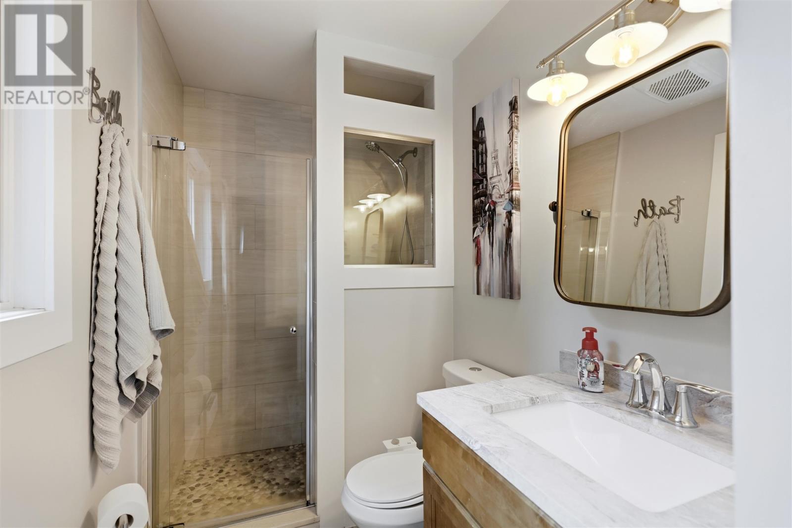 118 Bristol PL - Image 21
