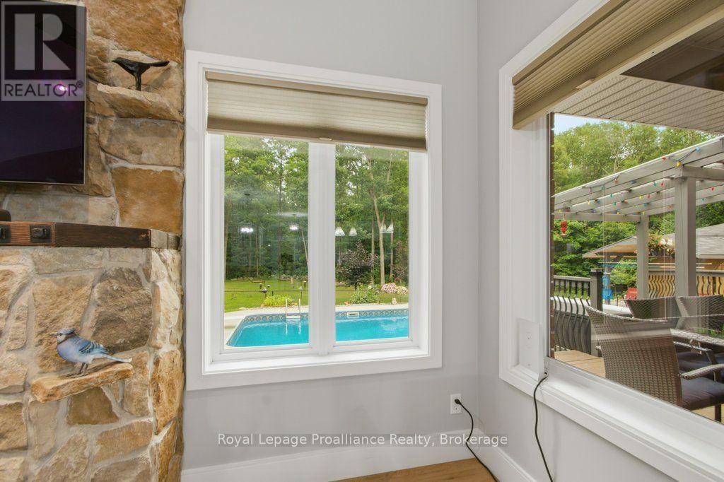 52 OAK RIDGE DRIVE - 15