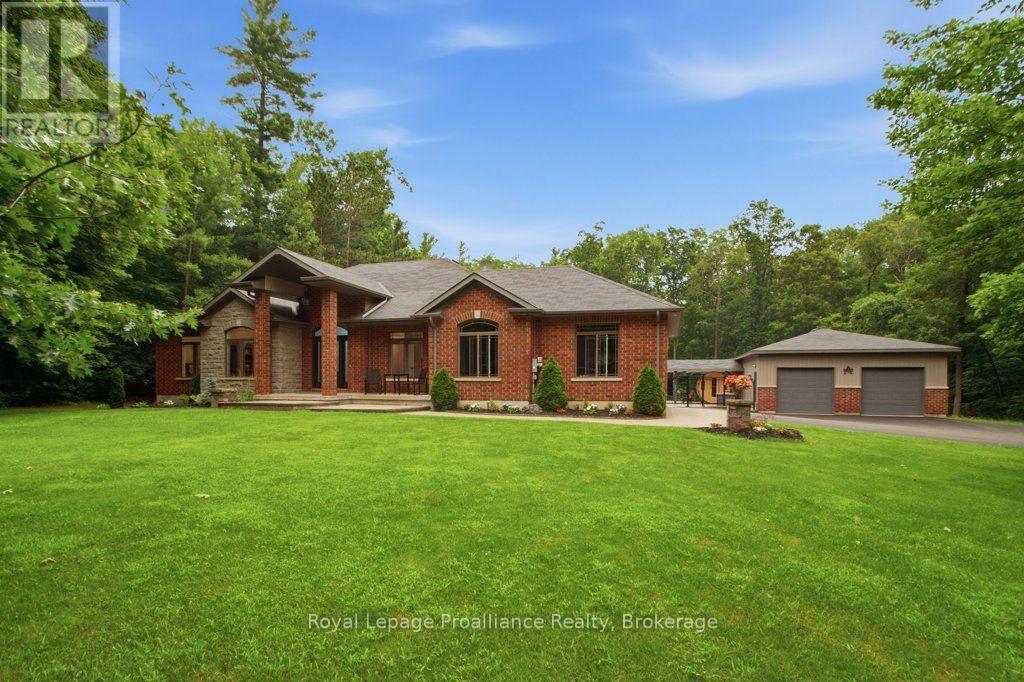 52 OAK RIDGE DRIVE - 2