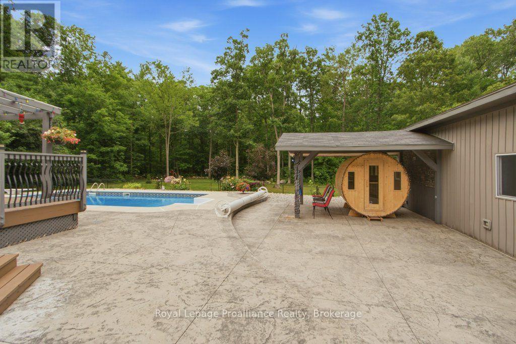 52 OAK RIDGE DRIVE - 34