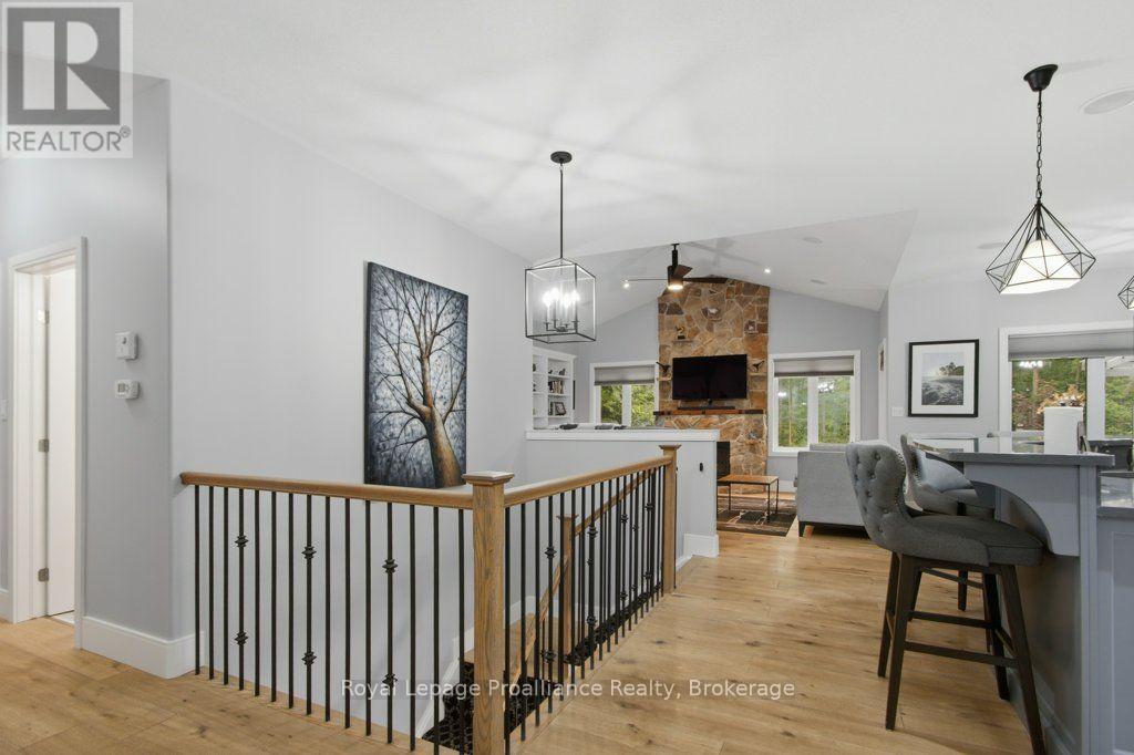 52 OAK RIDGE DRIVE - 7
