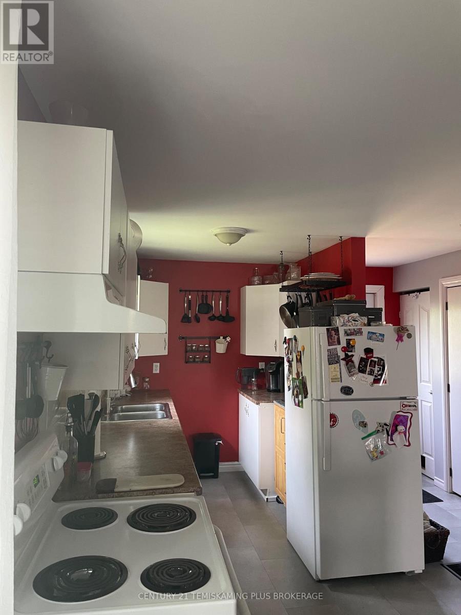 78 NICKLE STREET - 21