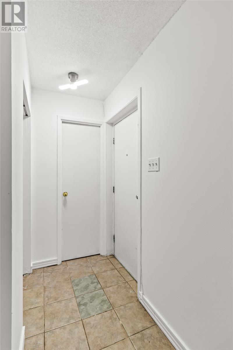 #2 153 Forest Road - Image 5
