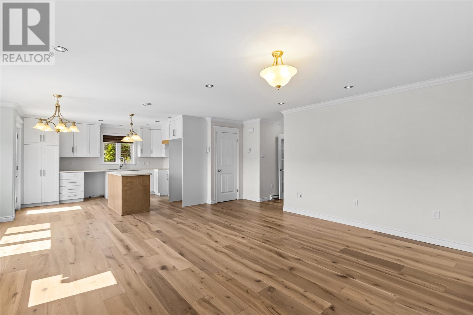 7 Damien Street - 4