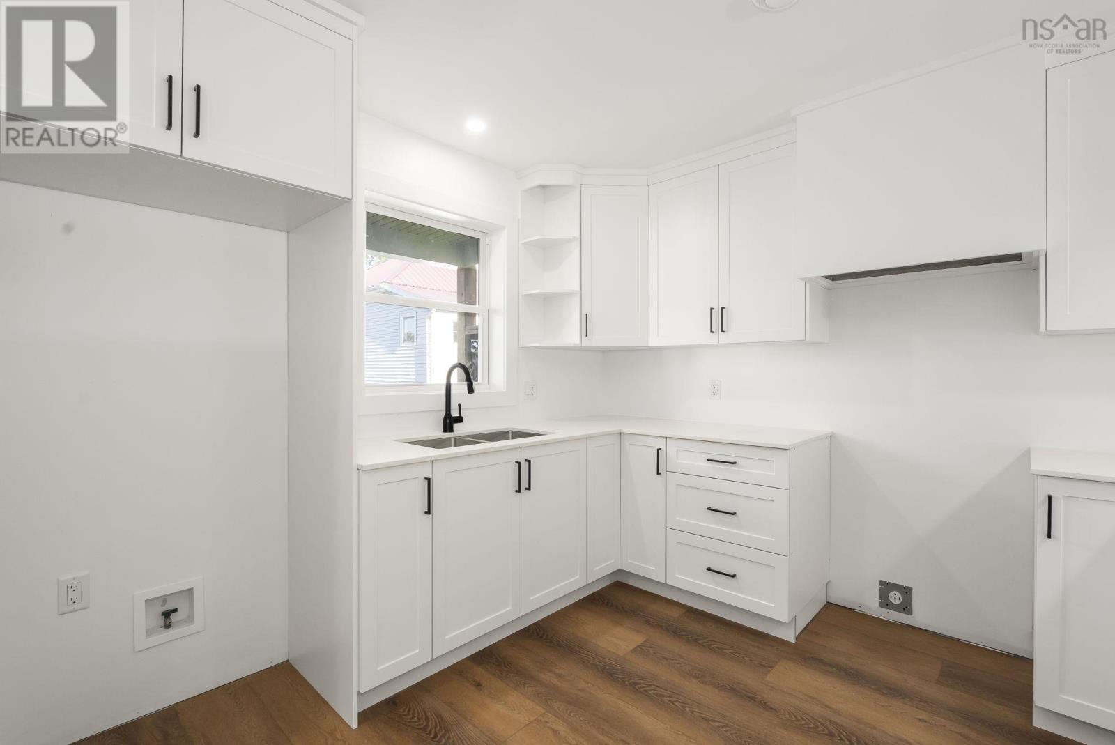 50 St Andrews Street - 5