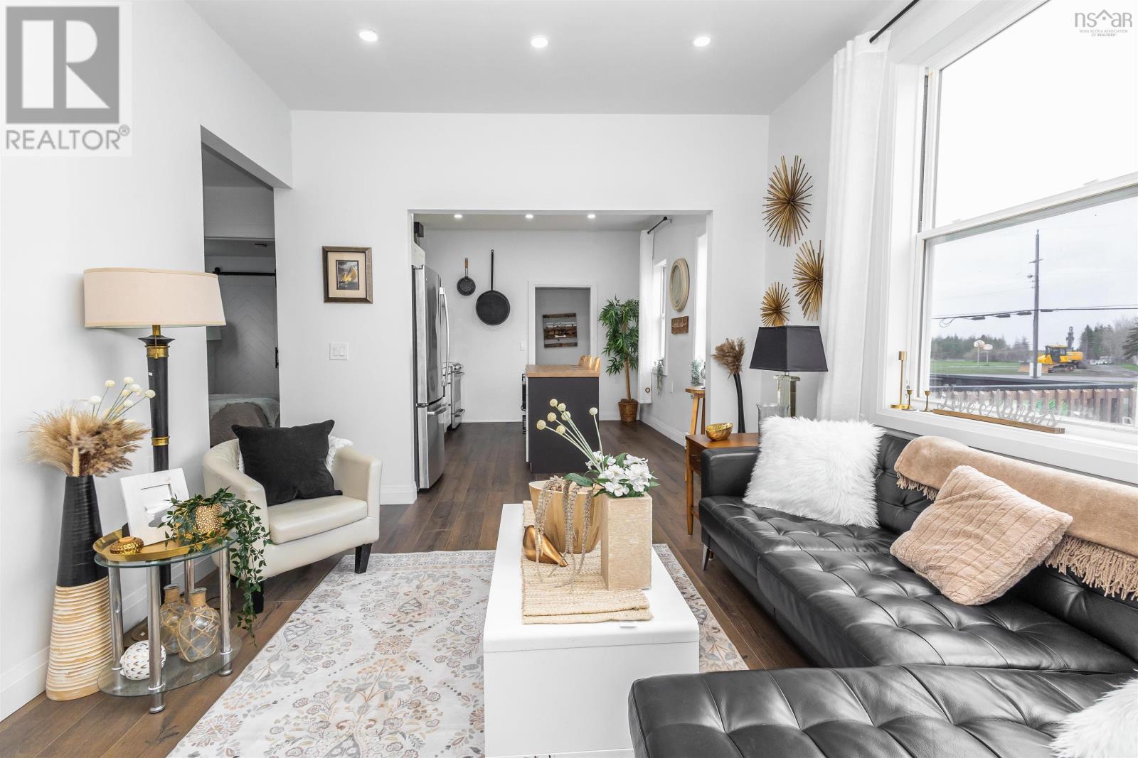 3749 New Waterford Highway - 12