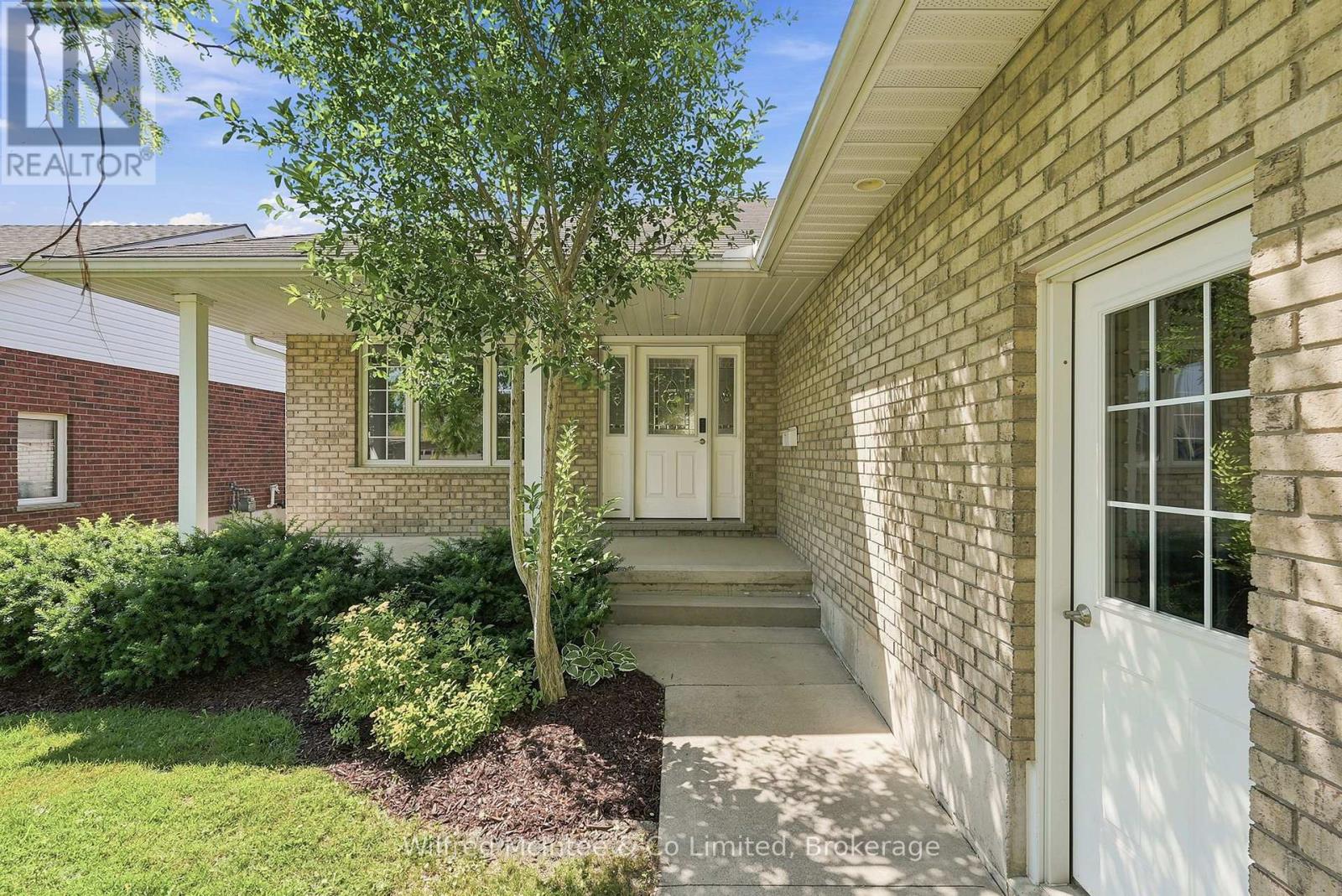 757 17TH STREET - 40