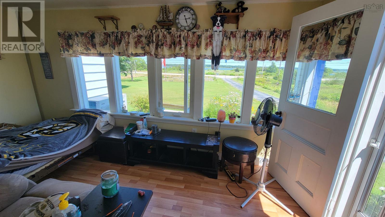 486 335 Highway - 30