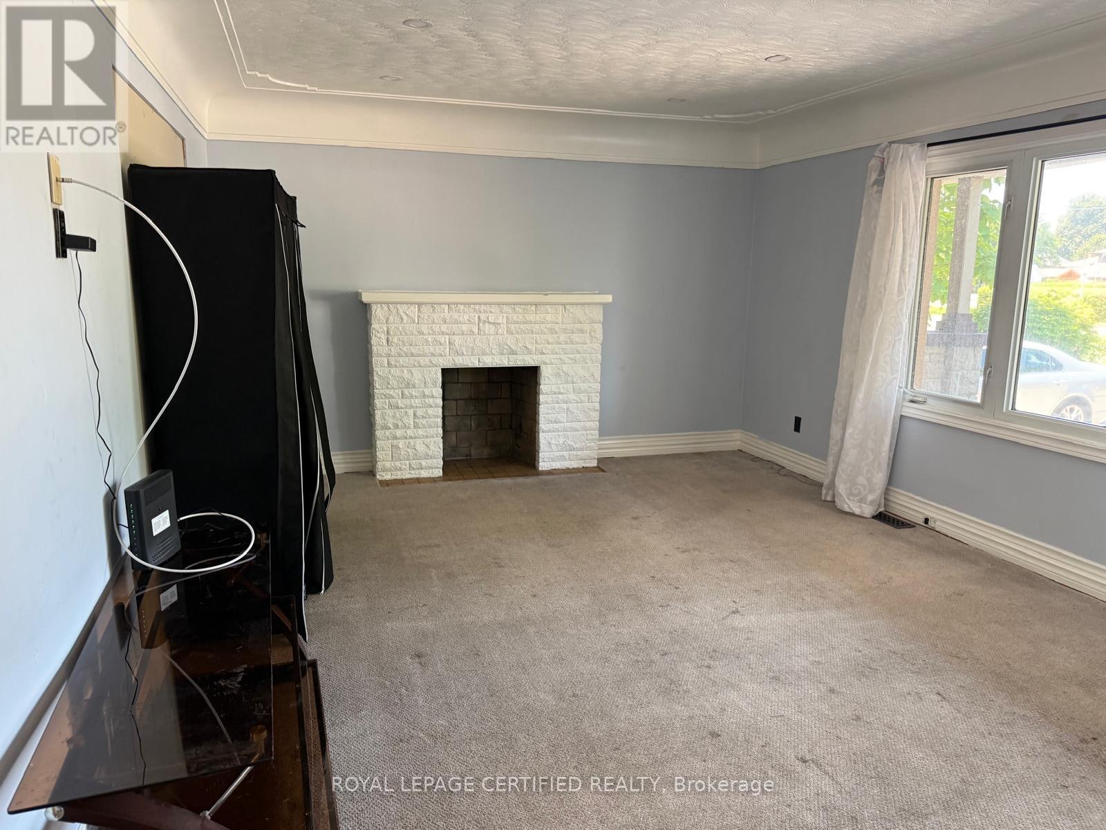 110 GRAY ROAD - 2