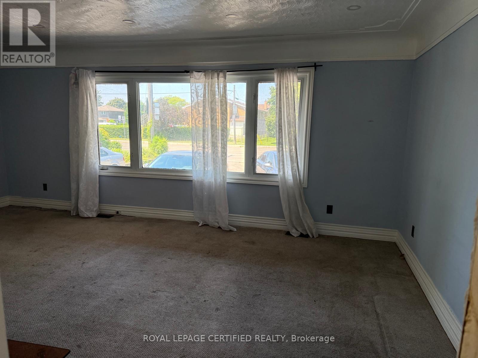 110 GRAY ROAD - 3