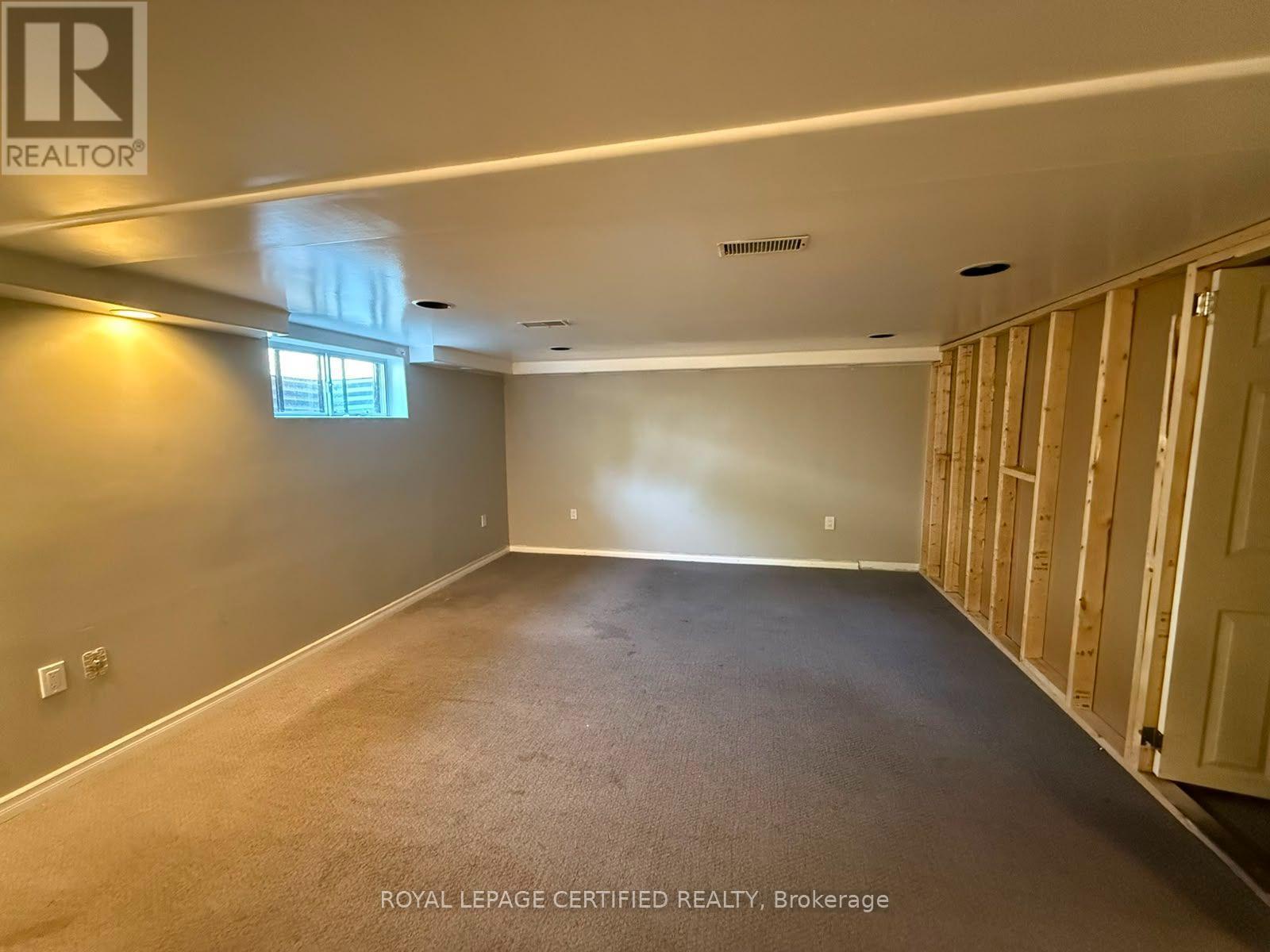 110 GRAY ROAD - 9