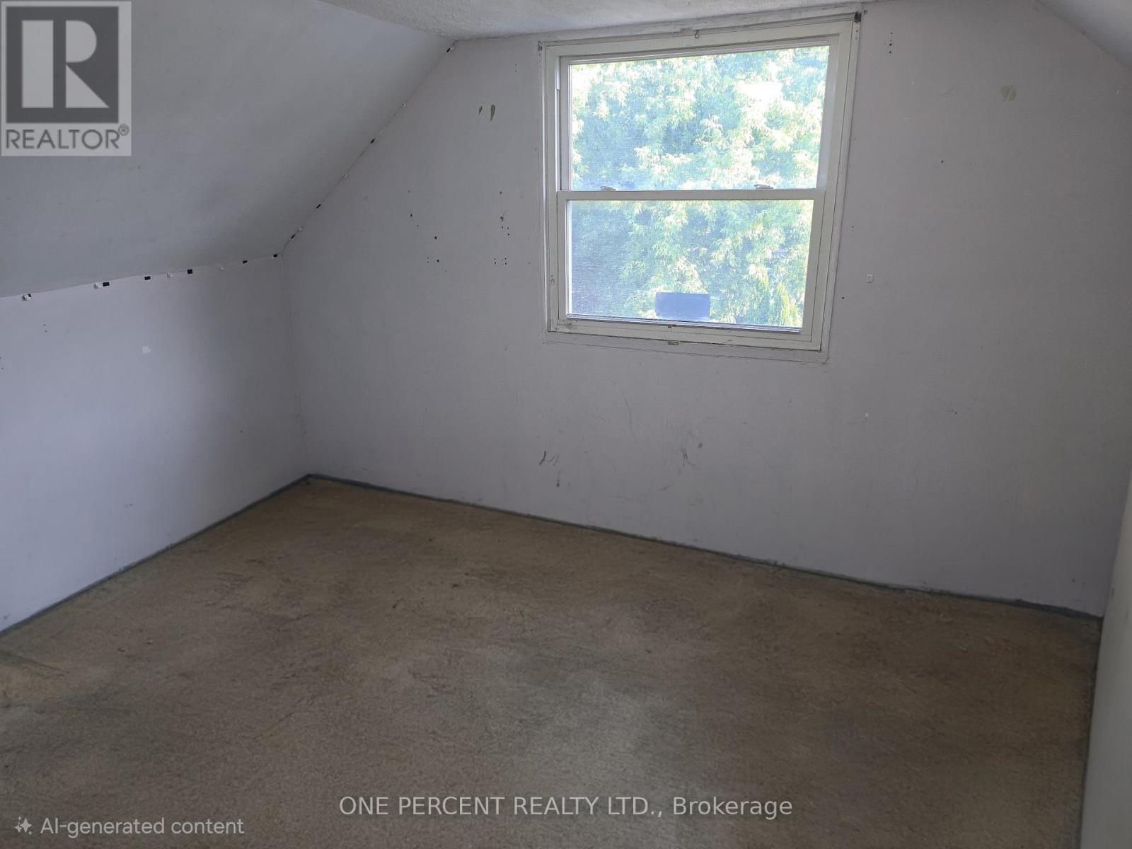 536 QUEENSDALE AVENUE E - 9