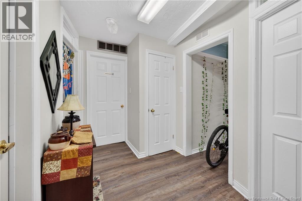 300-304 Mountain Road - 27