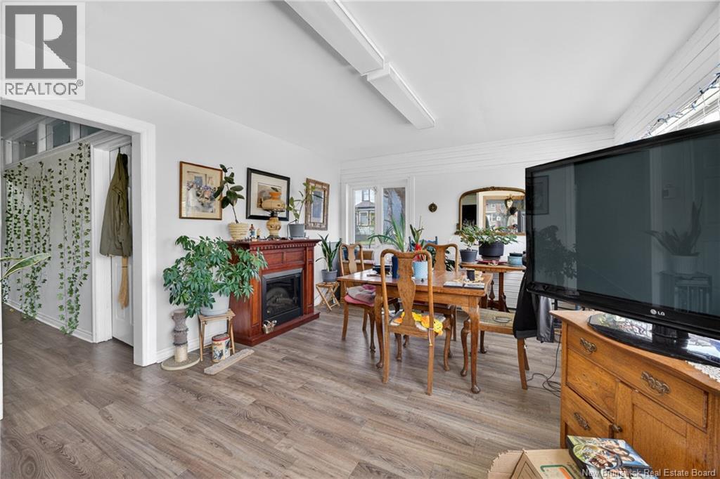 300-304 Mountain Road - 16