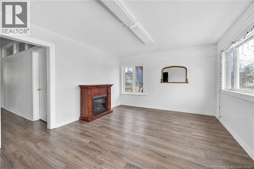 300-304 Mountain Road - 17