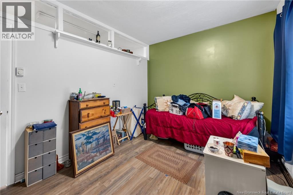 300-304 Mountain Road - 18