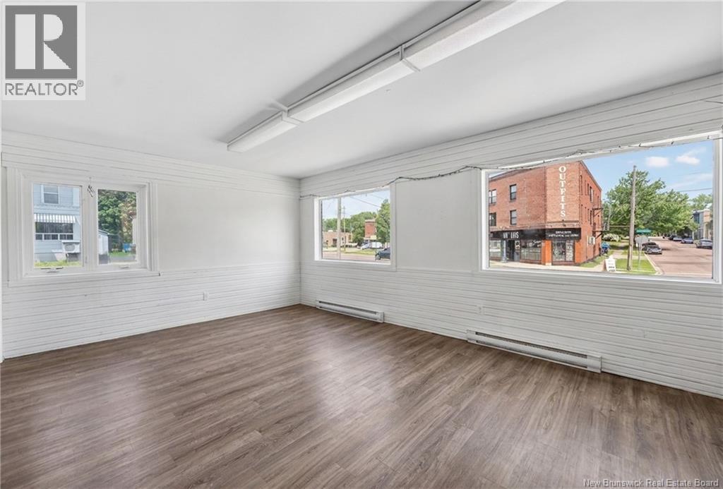 300-304 Mountain Road - 11