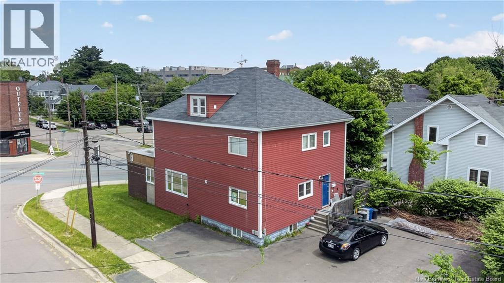 300-304 Mountain Road - 6