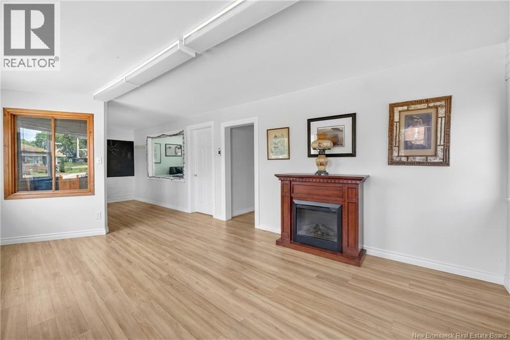 300-304 Mountain Road - 13