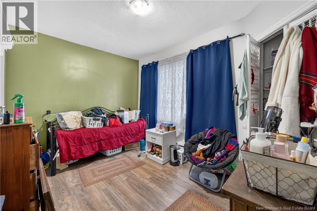 300-304 Mountain Road - 20