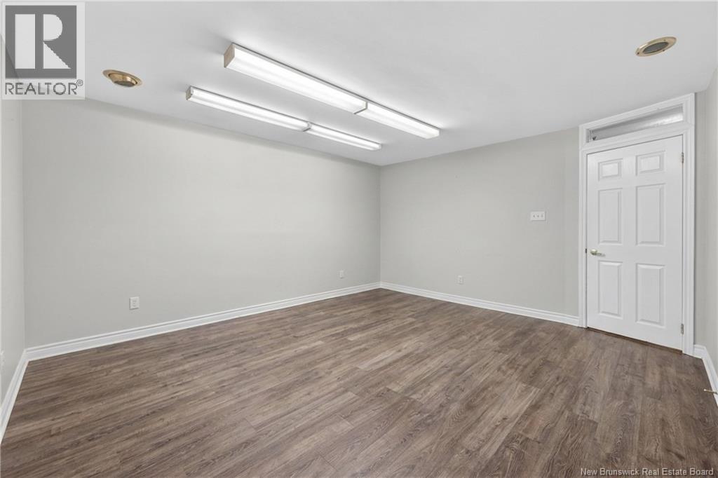 300-304 Mountain Road - 26