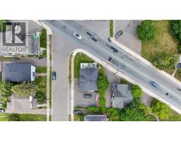 300-304 Mountain Road, photo 3