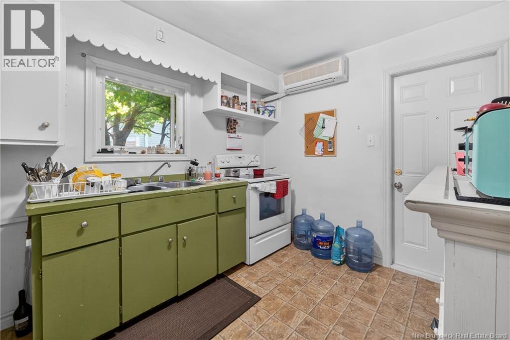 300-304 Mountain Road - 33