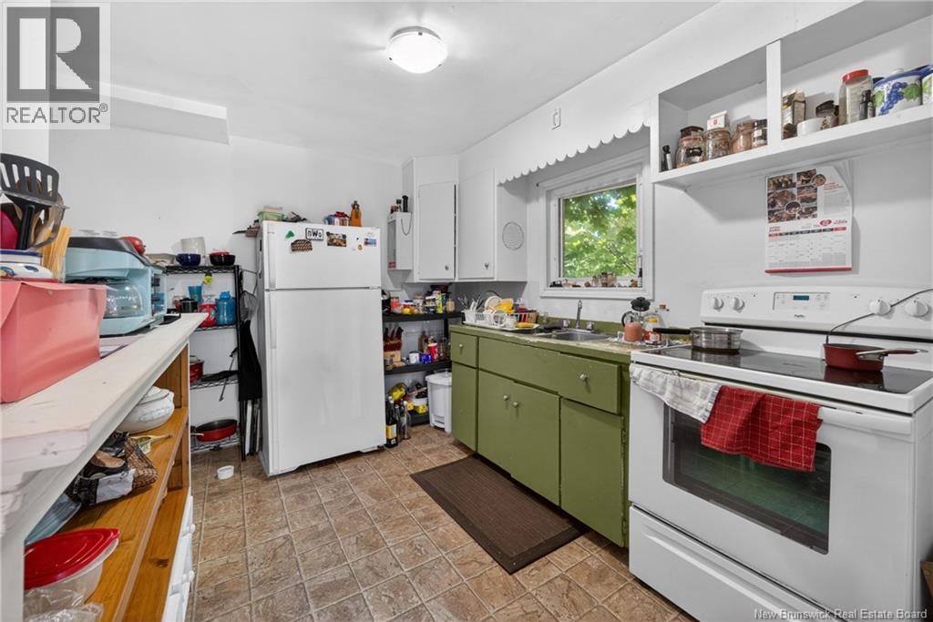 300-304 Mountain Road - 34