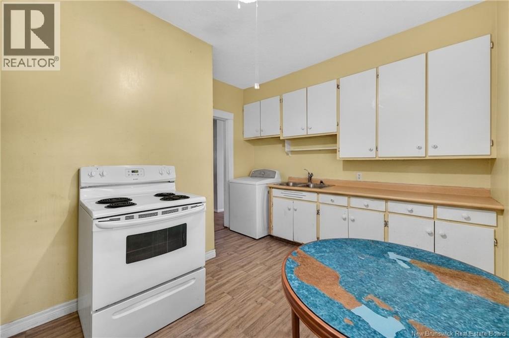 300-304 Mountain Road - 36