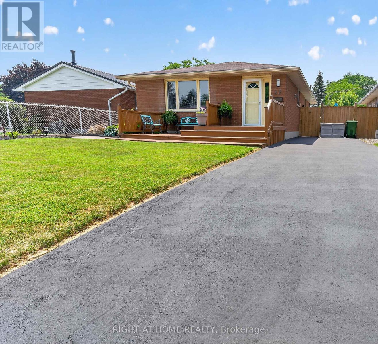 27 DYER STREET - 2