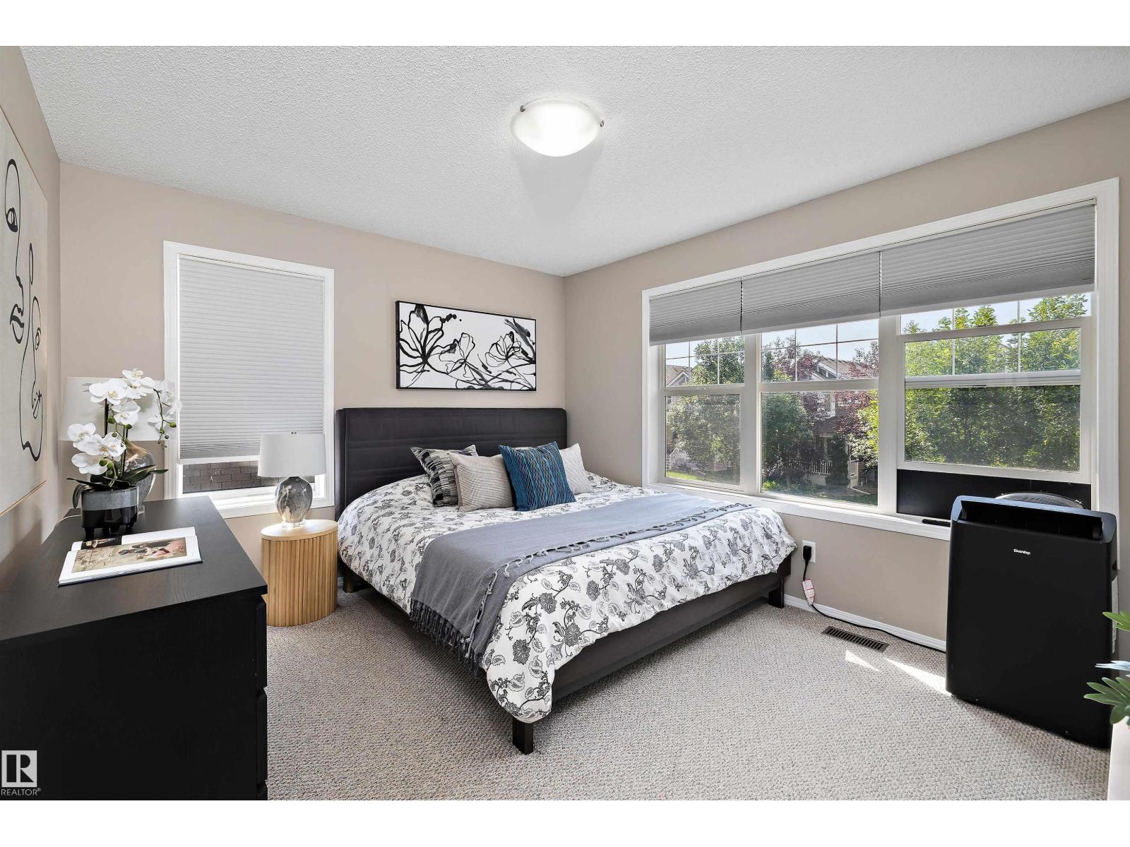 7214 19A AV SW - 24