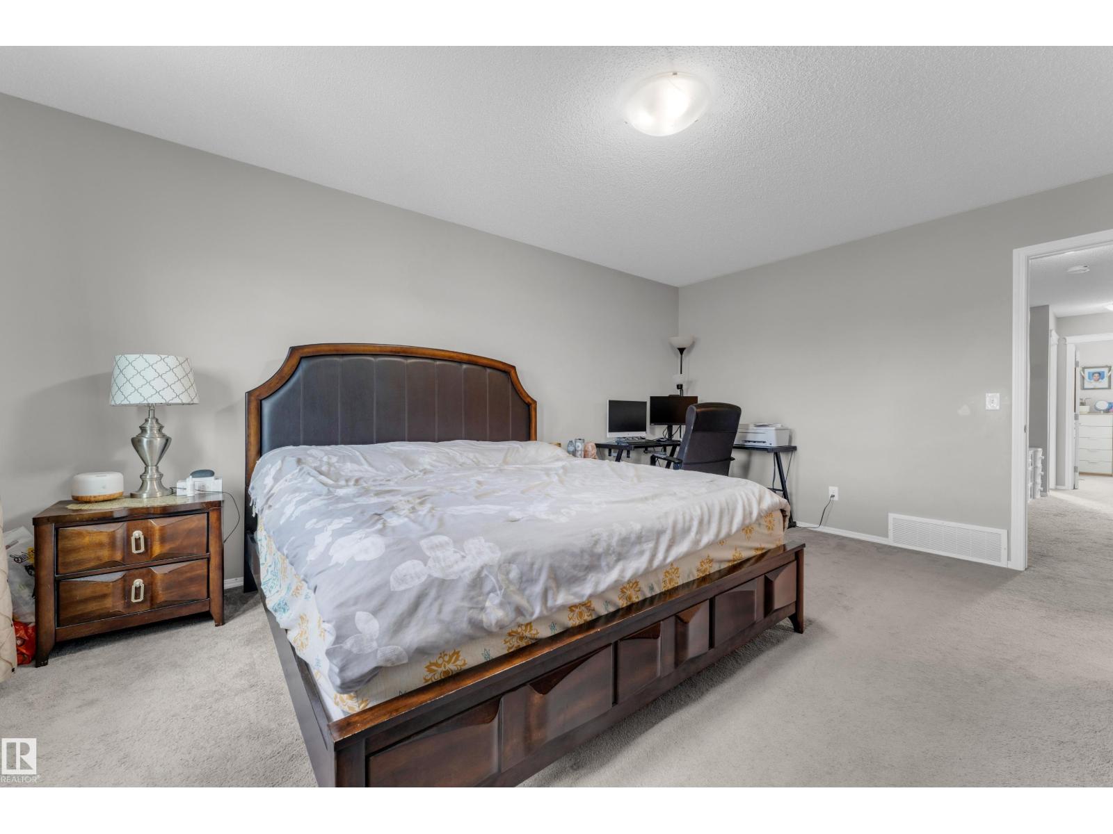 1532 33B ST NW - 21