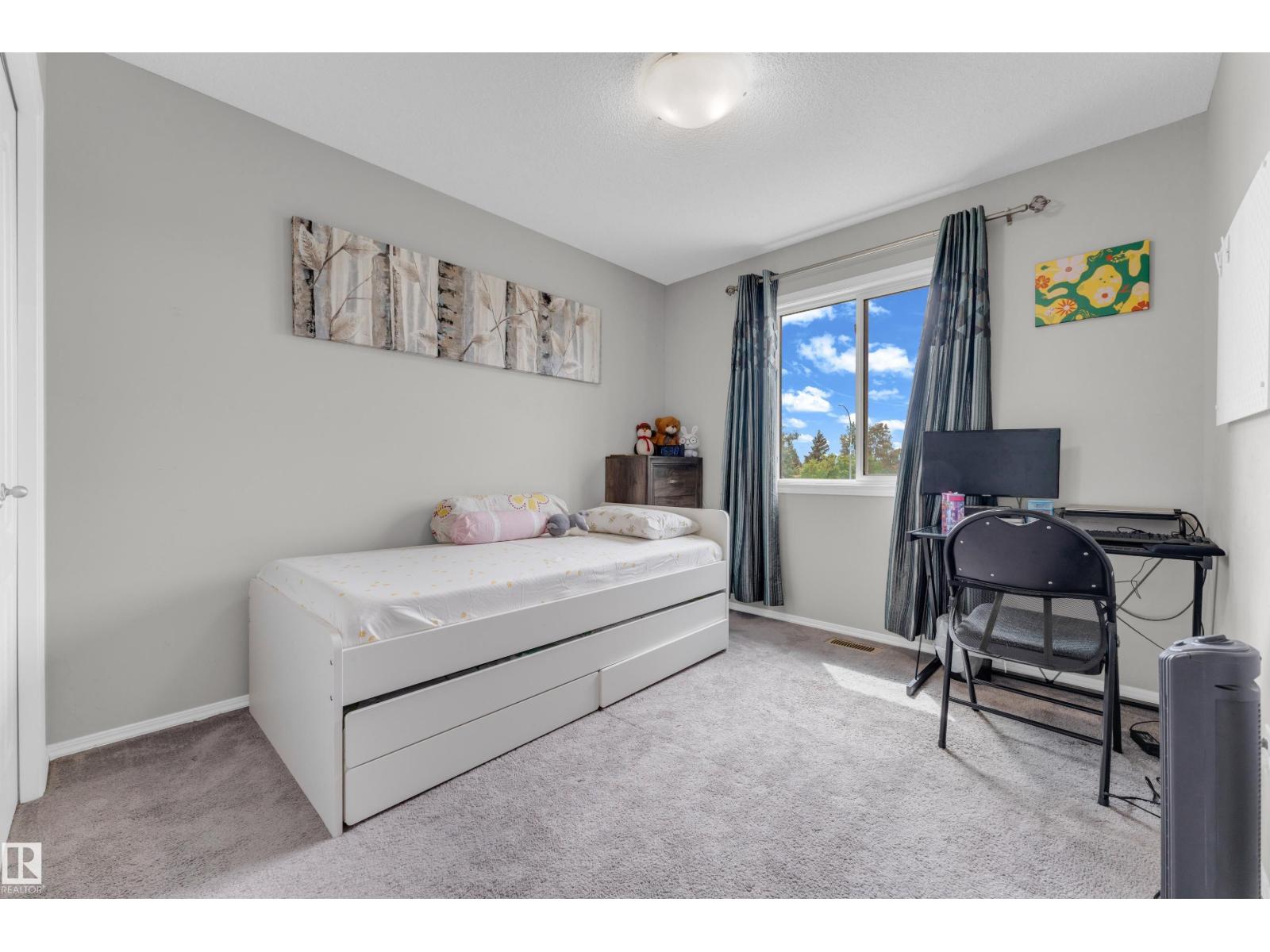1532 33B ST NW - 26