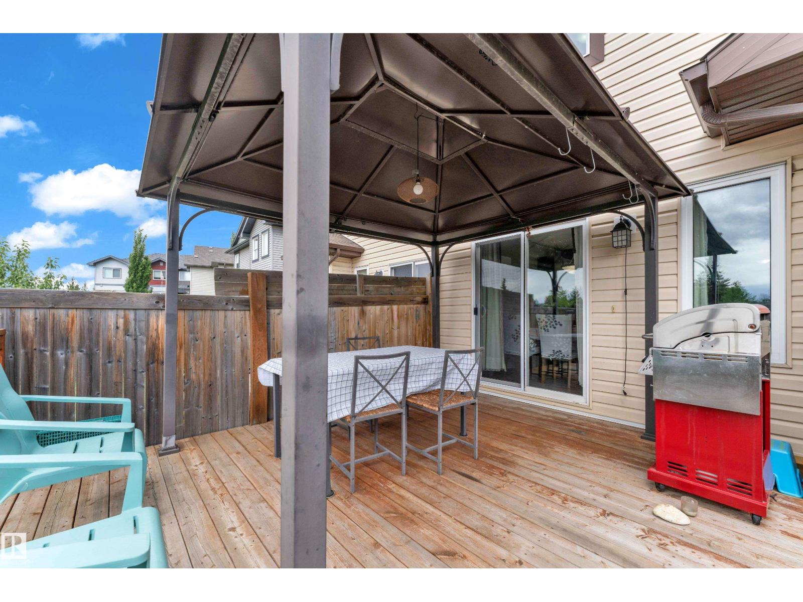 1532 33B ST NW - 30