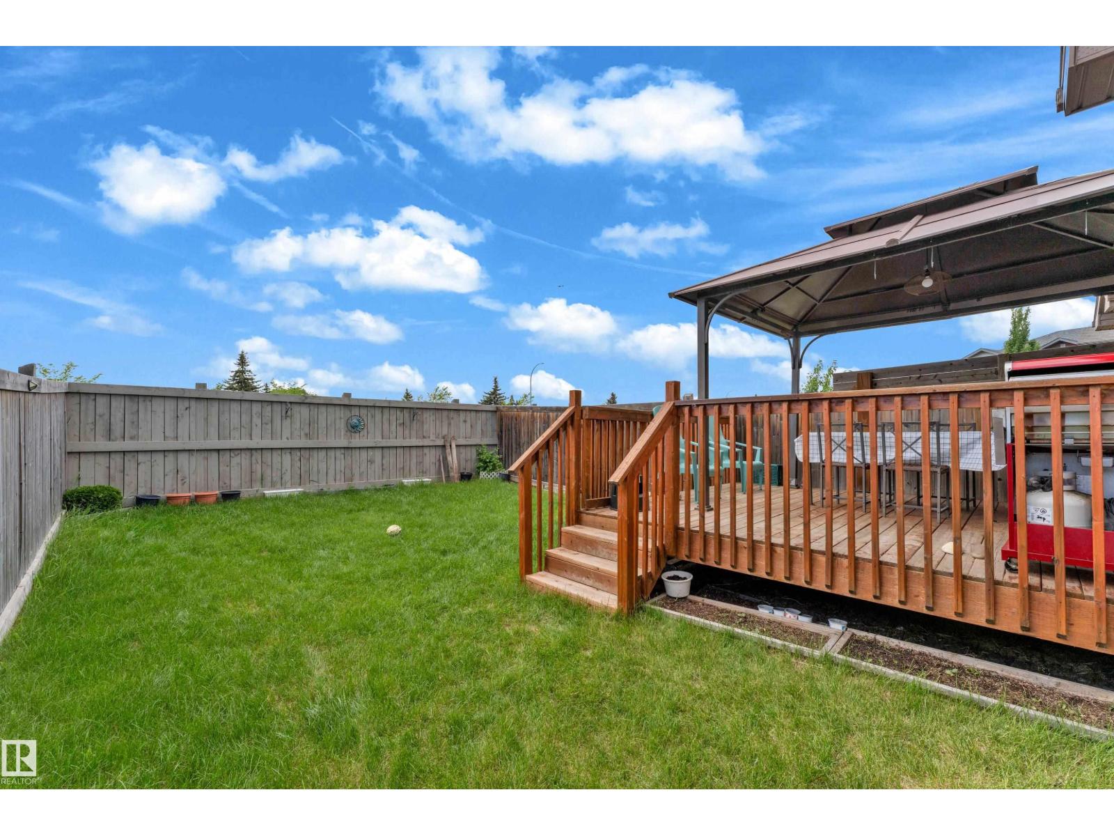 1532 33B ST NW - 31
