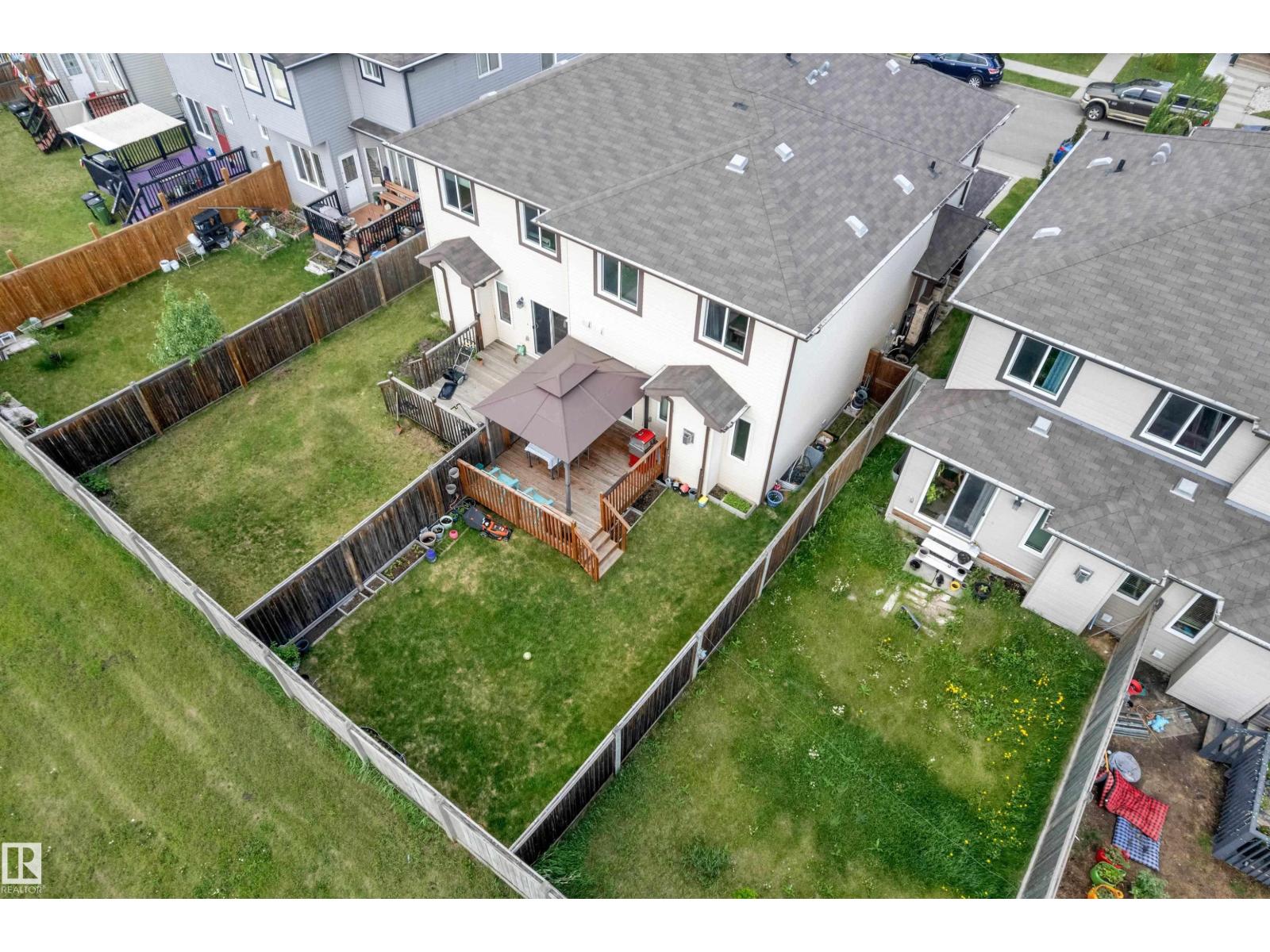 1532 33B ST NW - 34