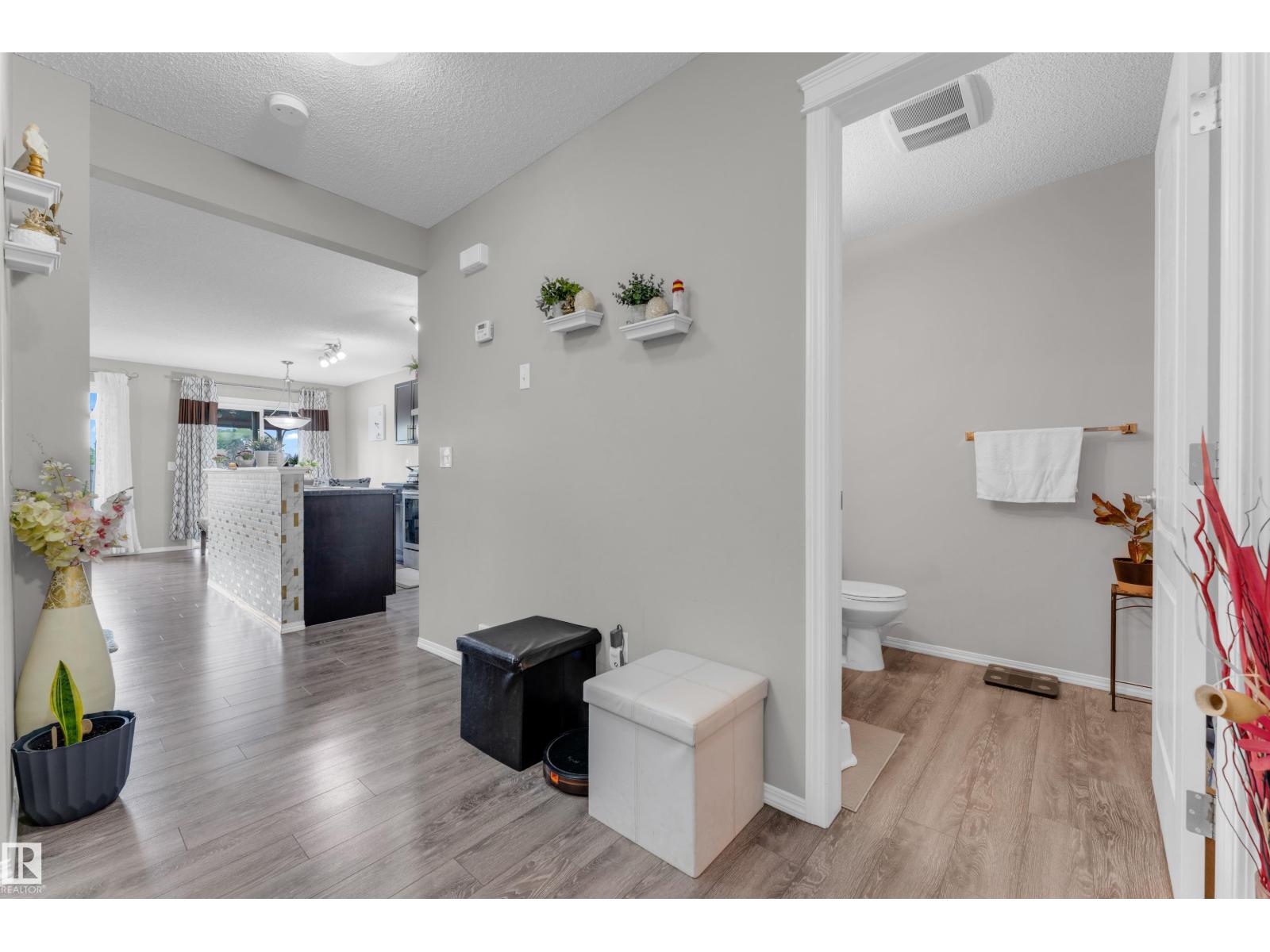 1532 33B ST NW - 8