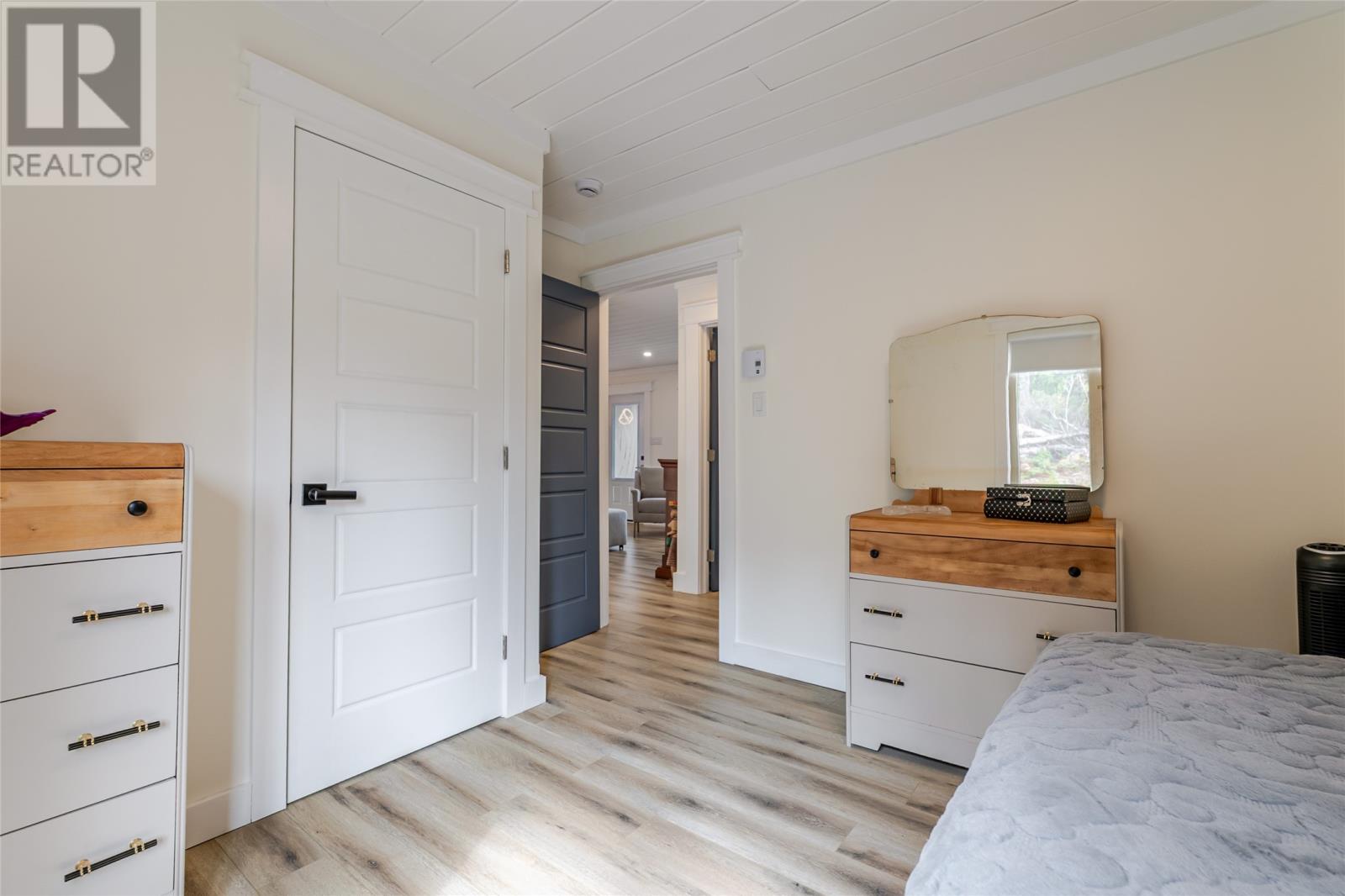 9 Southside Road - Image 34