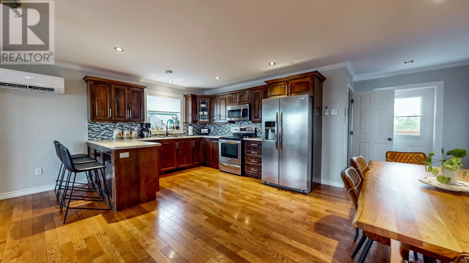 10 Seabreeze Drive - 16
